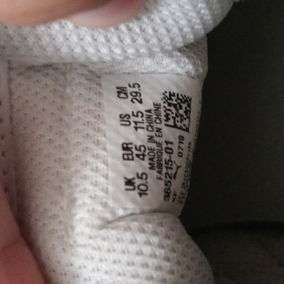 Puma Sneakers Men's Size 11.5 US - Picture 3 of 6